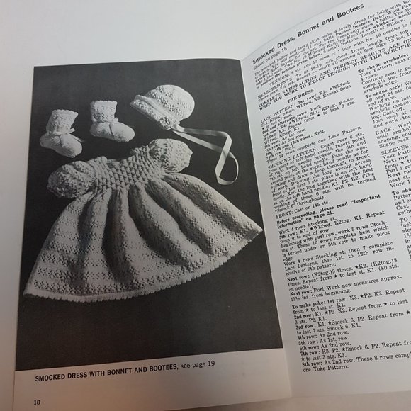 Set of 3 Vintage PATONS BEEHIVE Baby and Toddler Knitting Crochet Pattern Books - Picture 7 of 16
